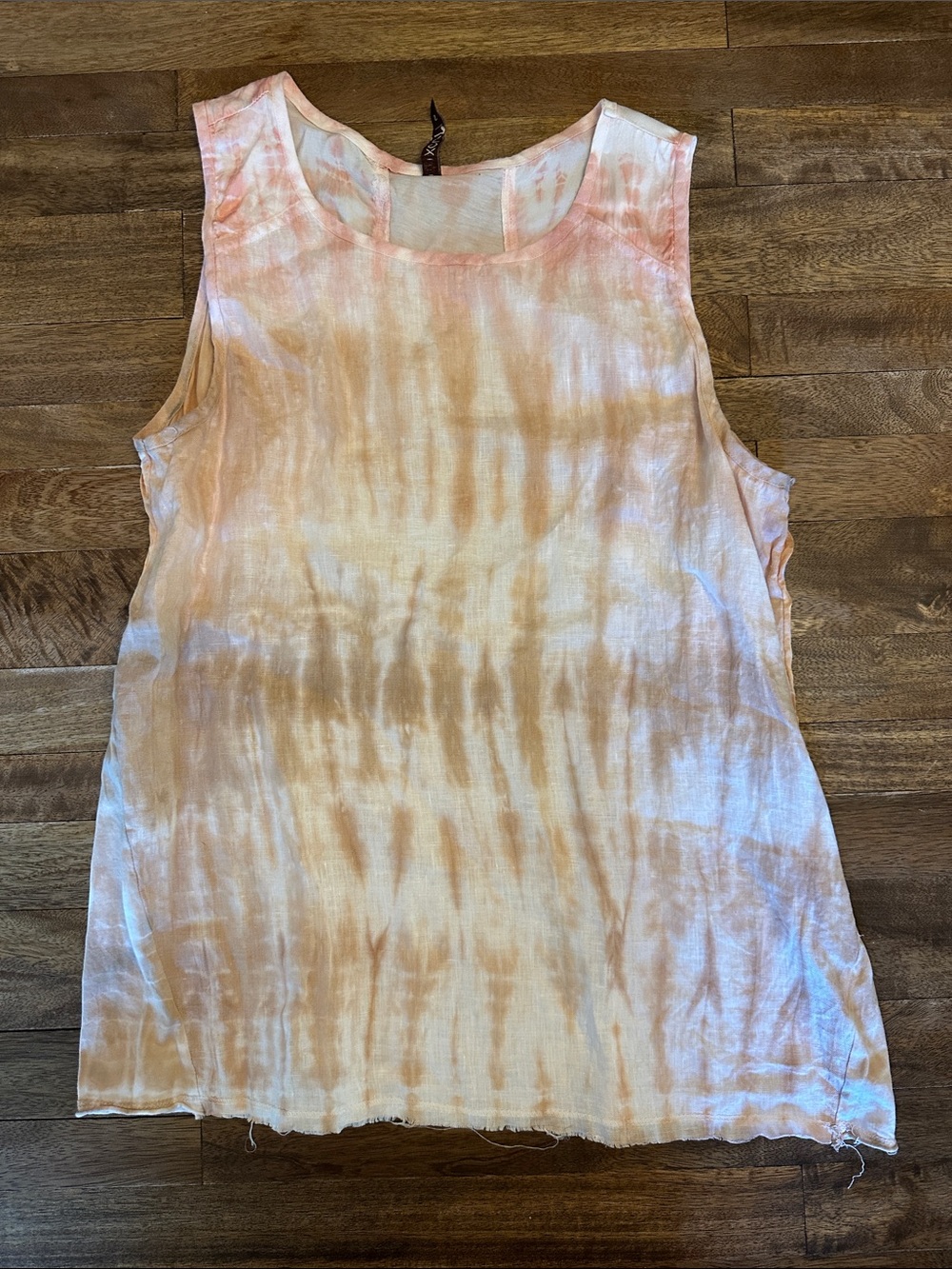 XCVI Peach and Cream Tie-Dye Sleeveless Tank